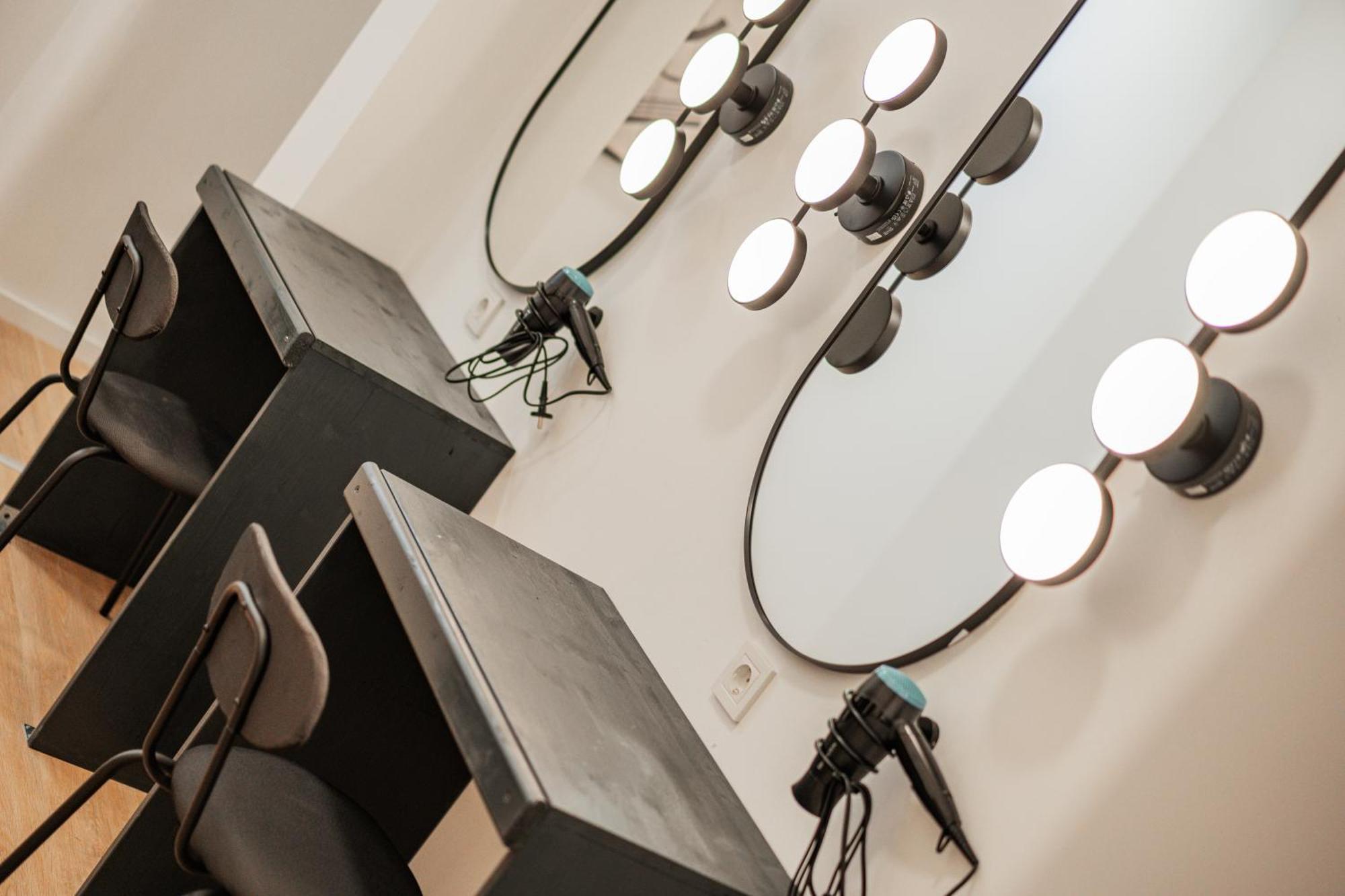 Chic Central City Rooms By Home2 ウィーン エクステリア 写真